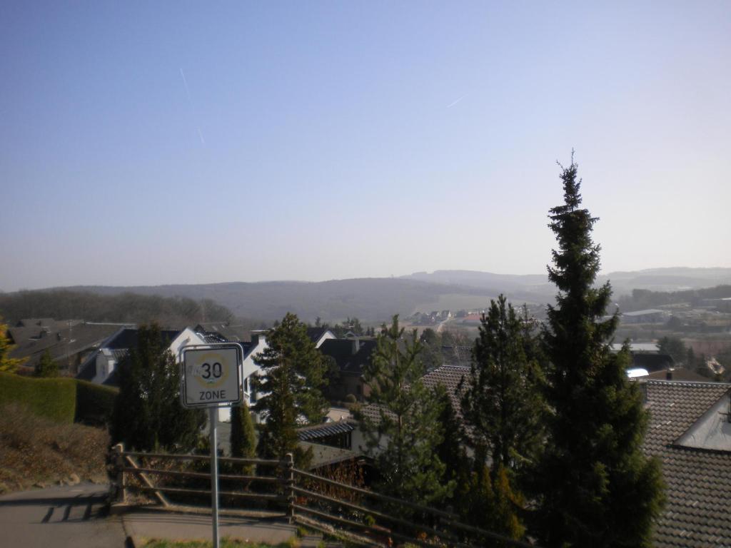 Eifel-Landhaus Ferienwohnungen "Em Gardestueffje" メッヒャーニッヒ エクステリア 写真