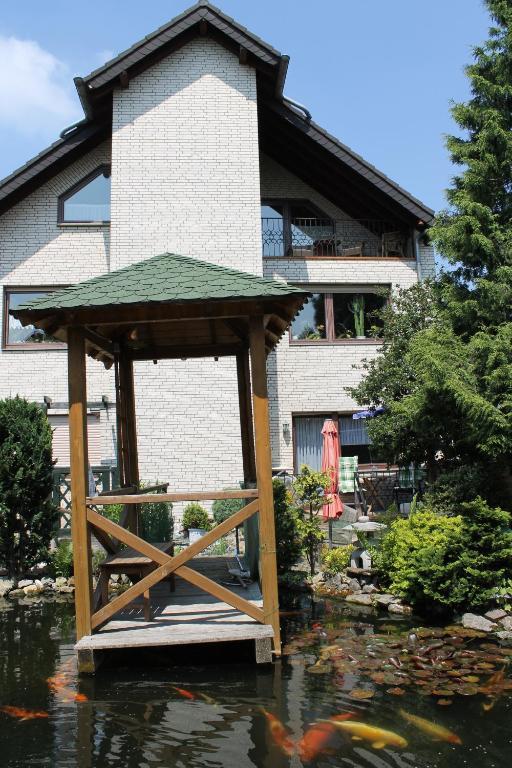 Eifel-Landhaus Ferienwohnungen "Em Gardestueffje" メッヒャーニッヒ 部屋 写真